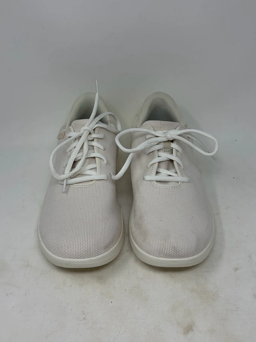 Kizik Madrid Sneakers Size 9.5 Men or 11 Women WIDE